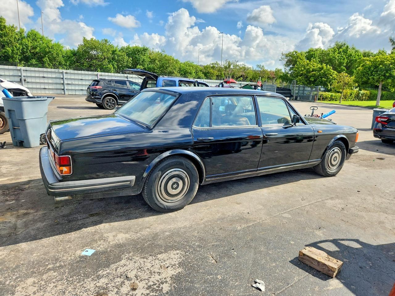 1989 ROLLS-ROYCE Silver Spur
