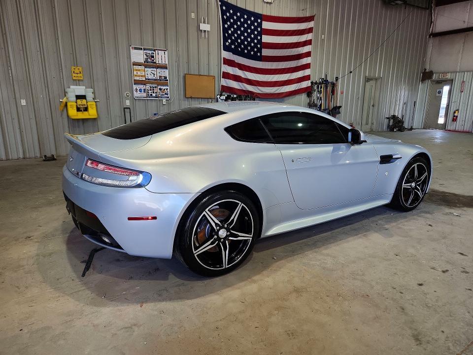 2016 Aston Martin V8 Vantage