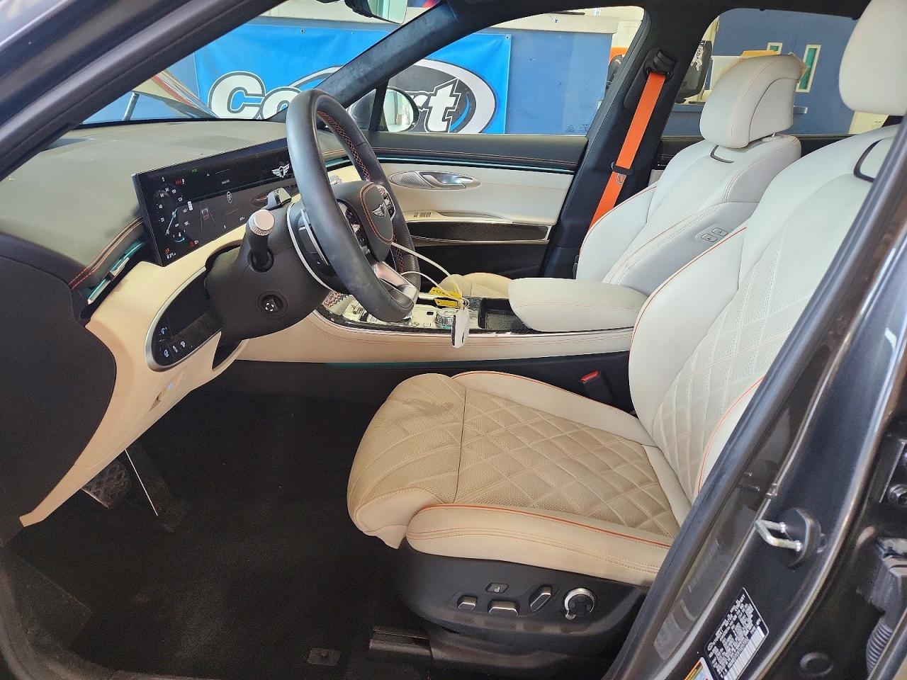 2026 GENESIS GV70