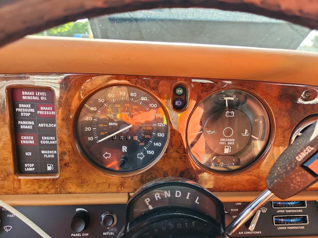 1989 ROLLS-ROYCE Silver Spur