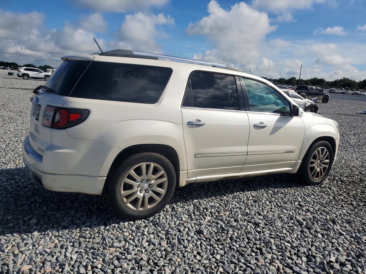 2014 GMC ACADIA