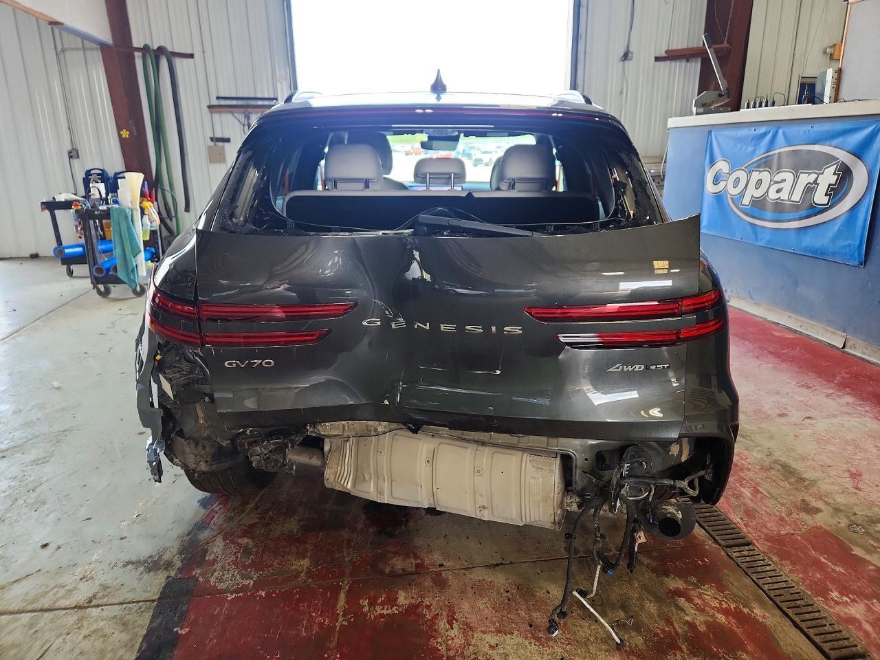 2026 GENESIS GV70