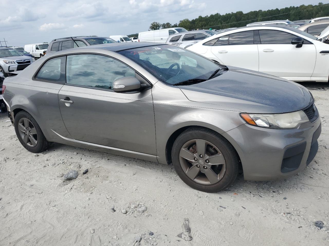 2010 KIA FORTE