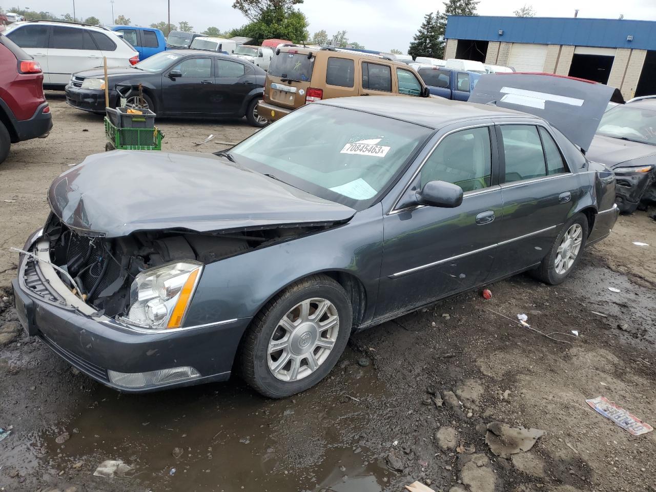 2011 CADILLAC DTS