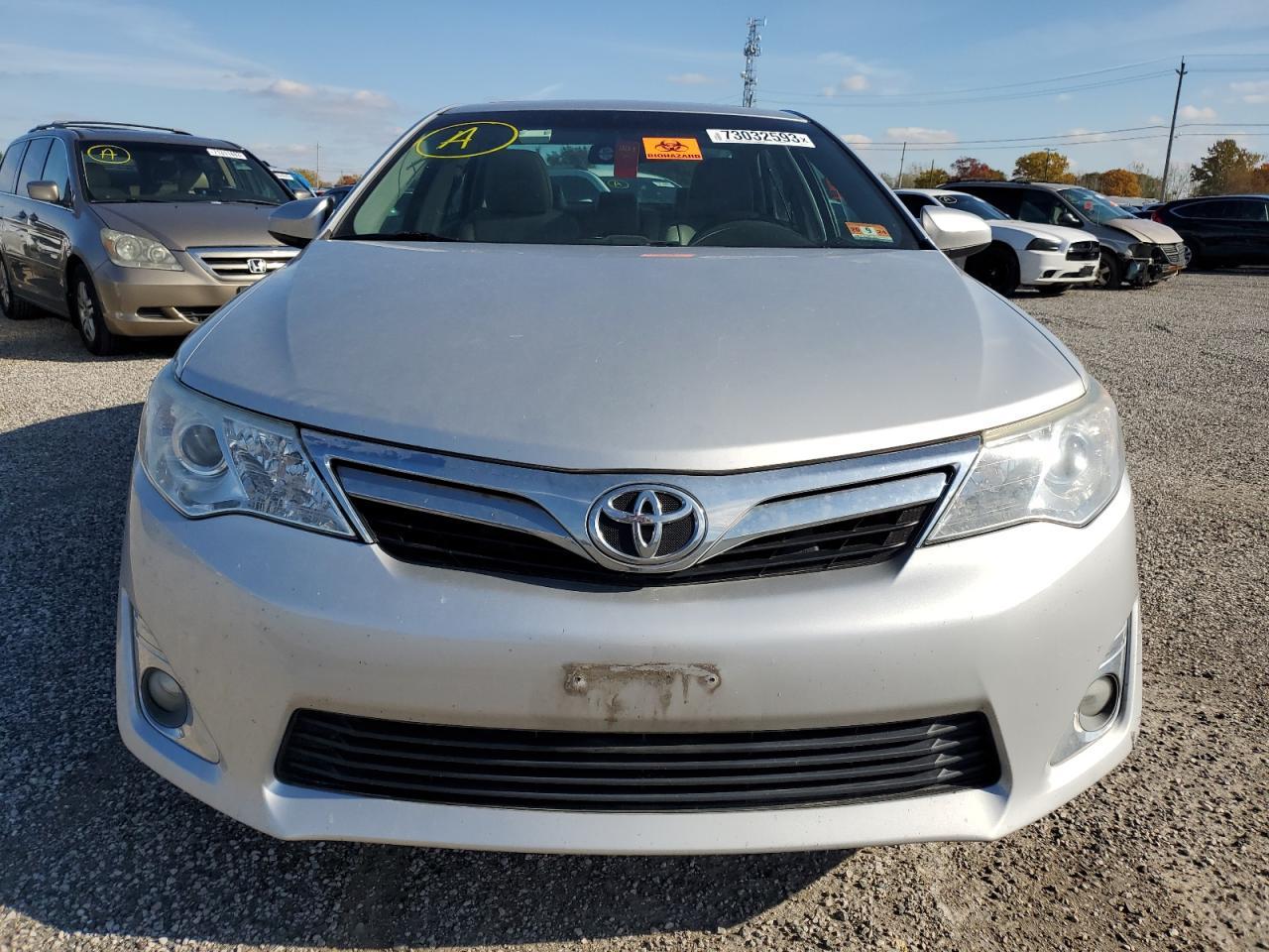2014 TOYOTA CAMRY