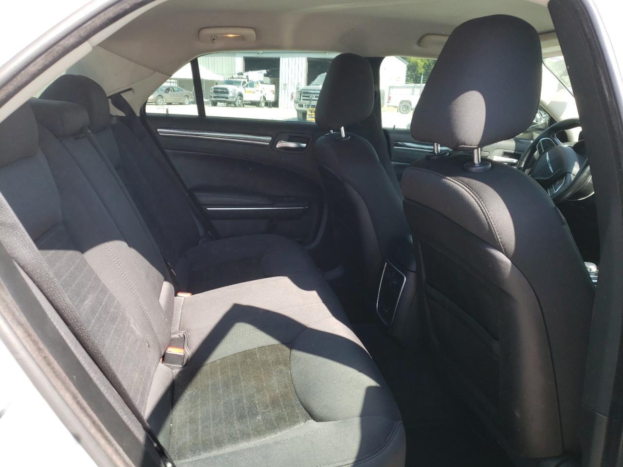 2018 CHRYSLER 300