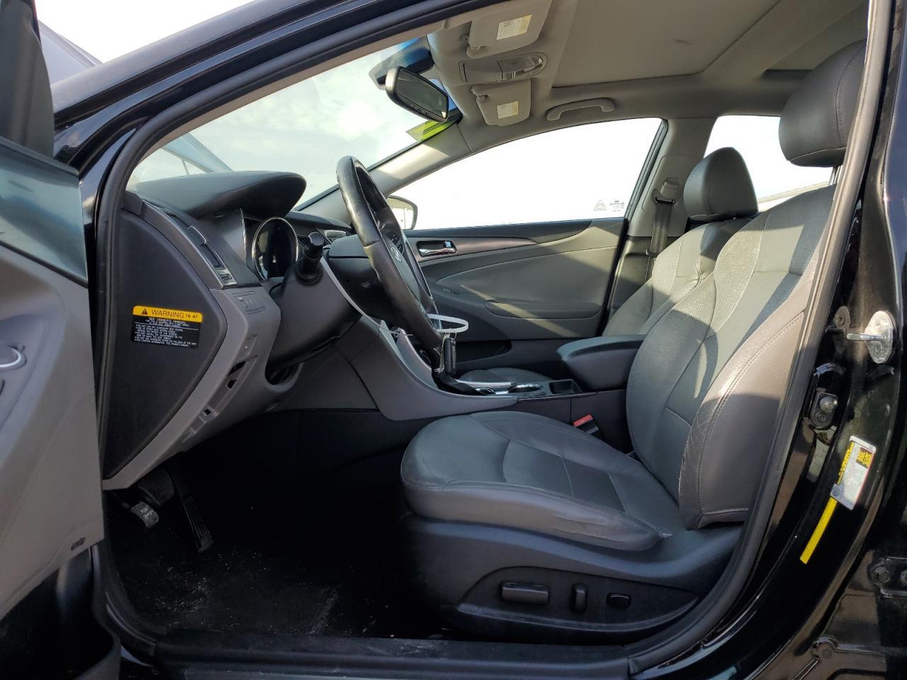 2011 HYUNDAI SONATA