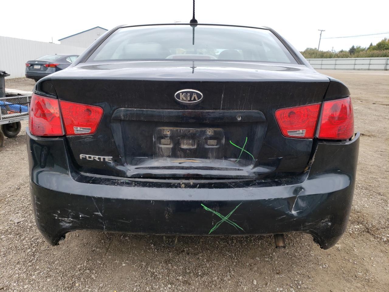 2013 KIA FORTE