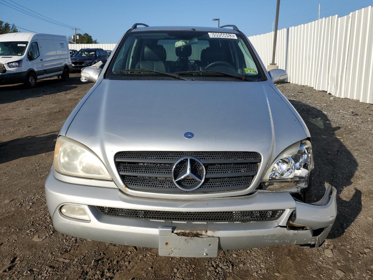 2004 MERCEDES-BENZ ML-Class