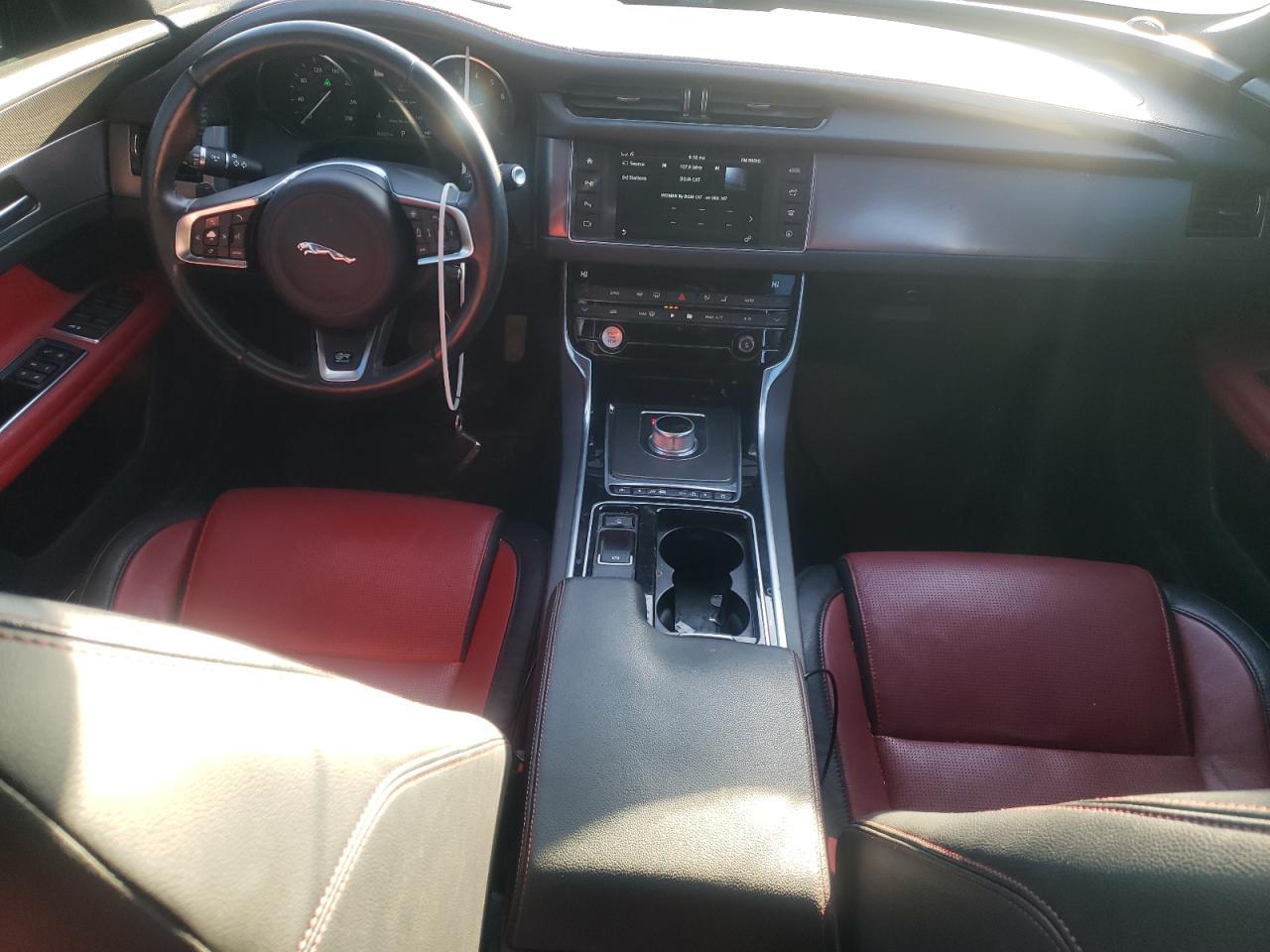 2016 JAGUAR XF