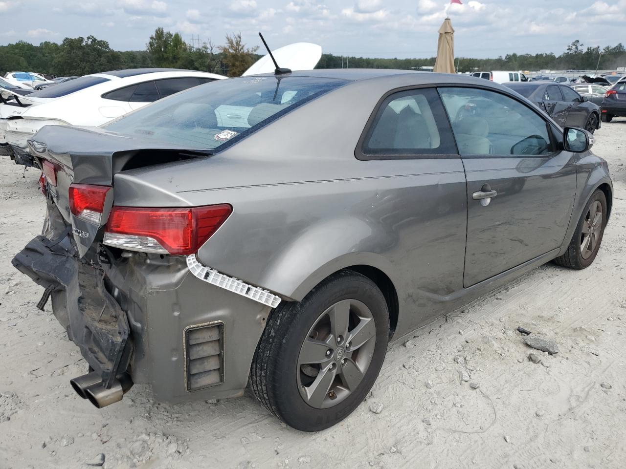 2010 KIA FORTE