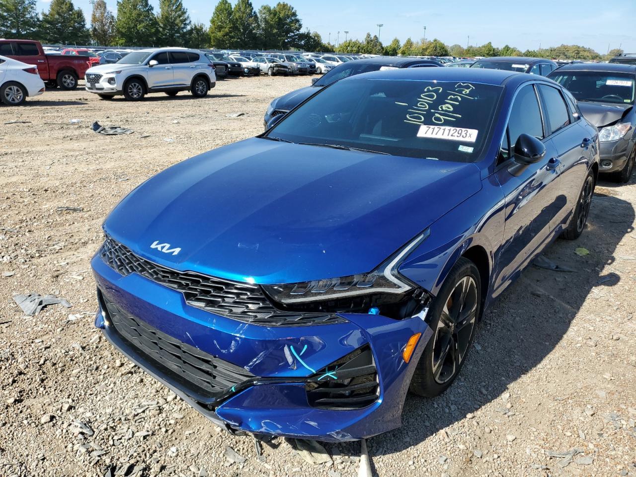 2022 KIA K5