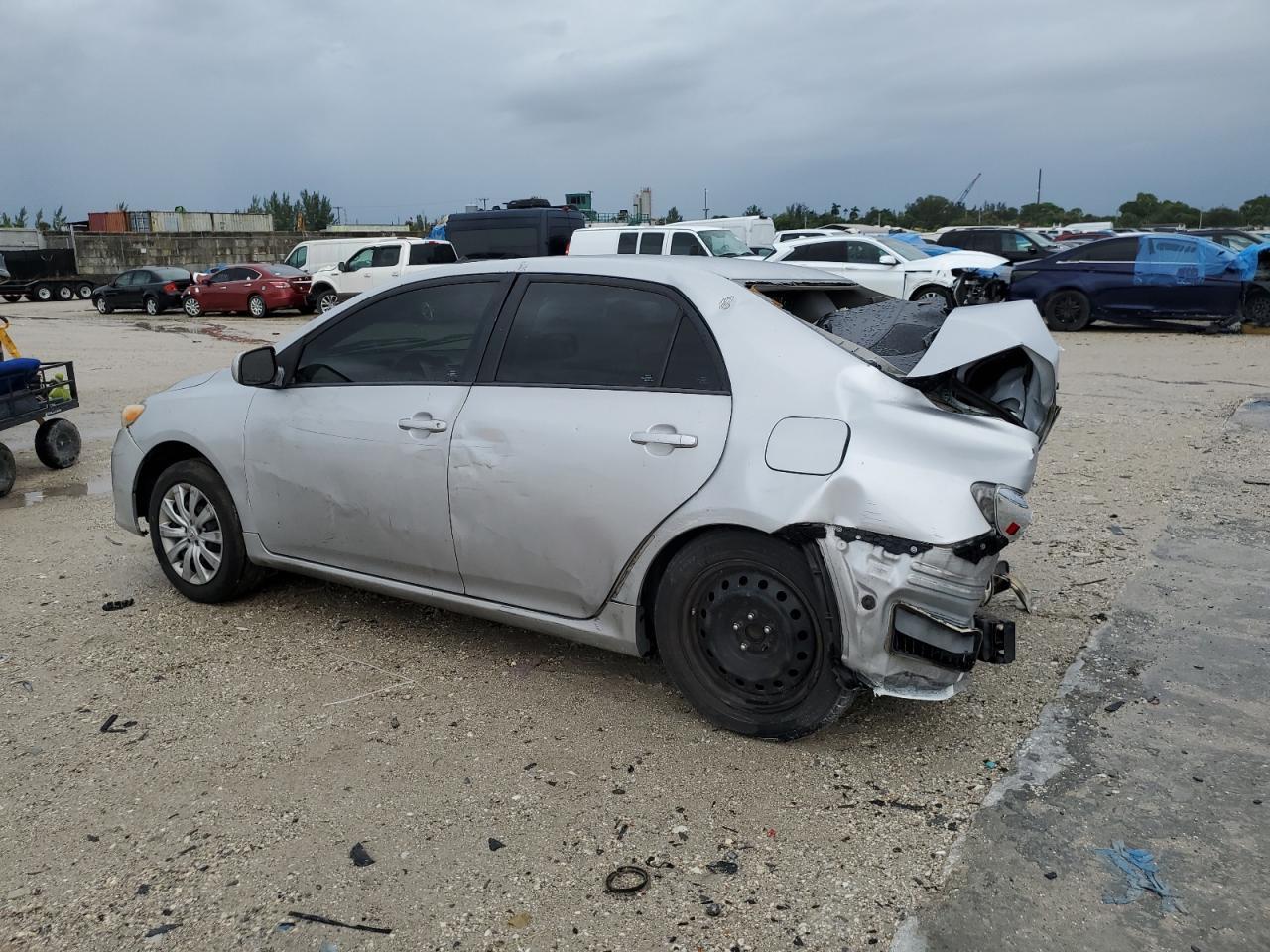 2012 TOYOTA COROLLA