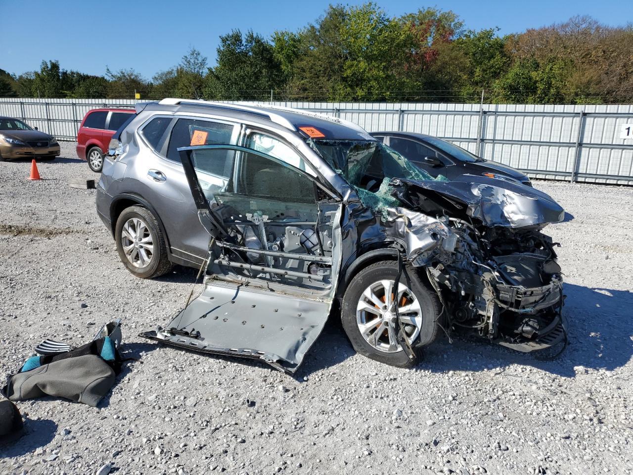 2016 NISSAN ROGUE