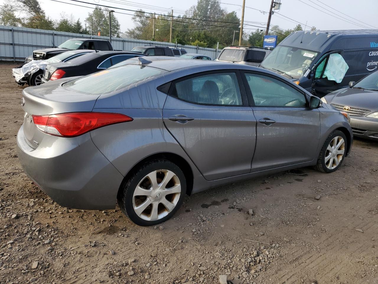 2011 HYUNDAI ELANTRA