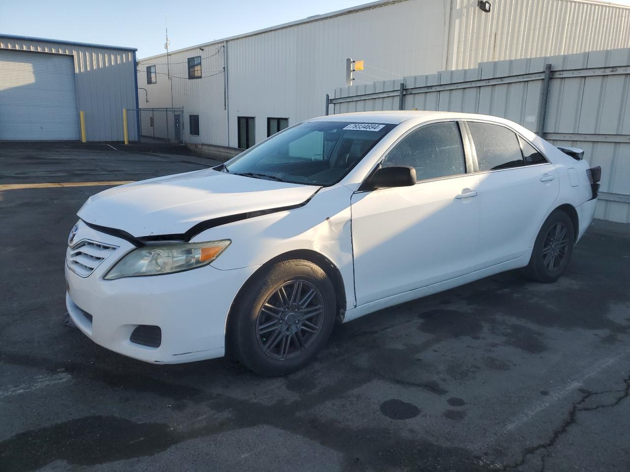 2011 TOYOTA CAMRY