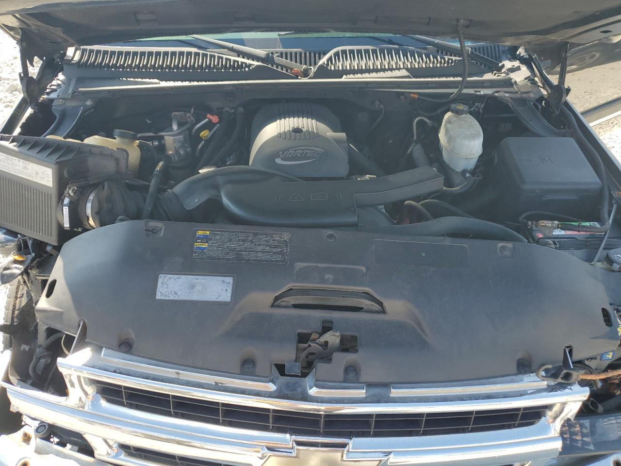 2004 CHEVROLET Tahoe