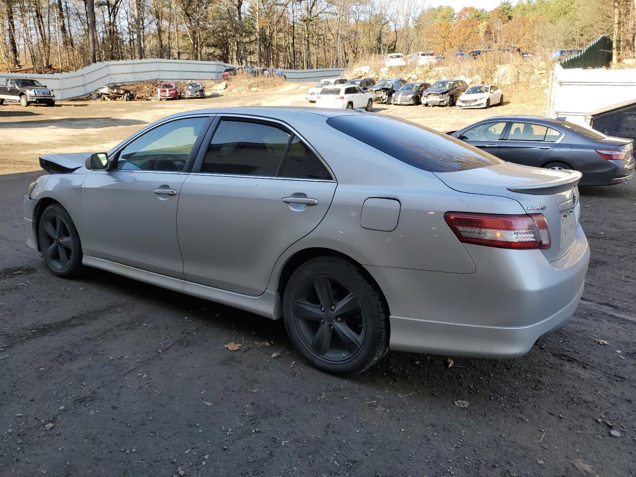 2011 TOYOTA CAMRY