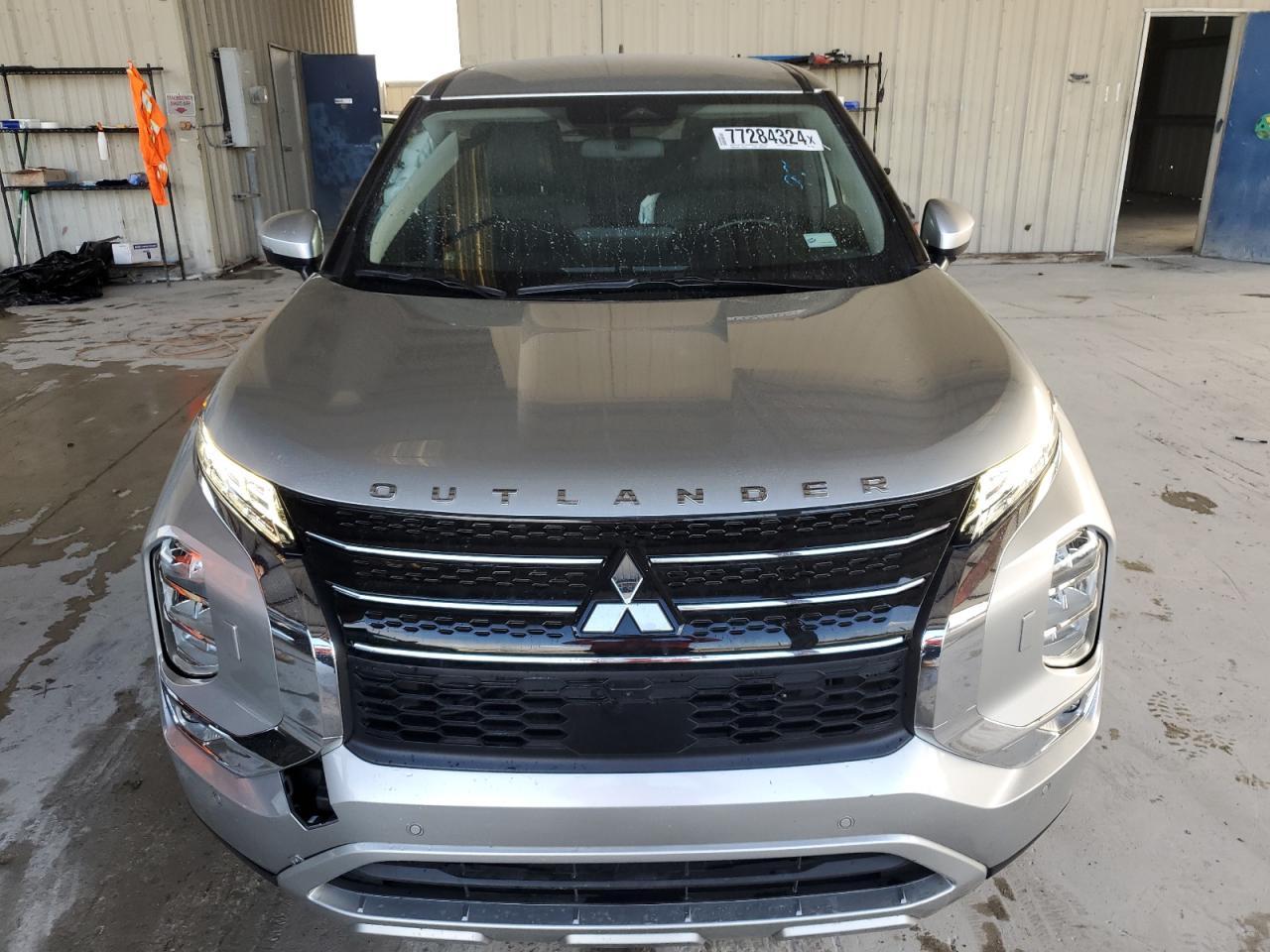 2023 MITSUBISHI outlander
