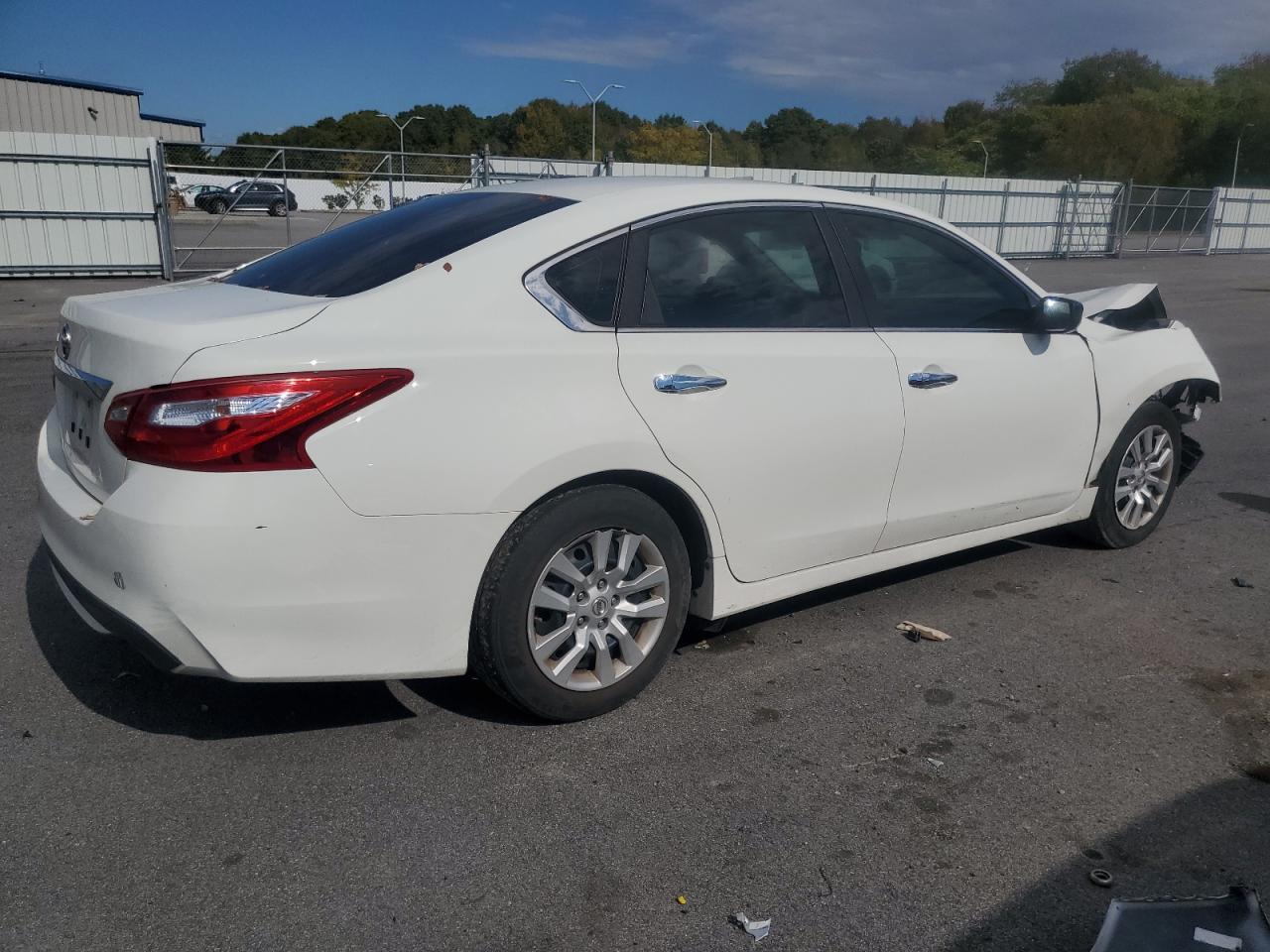 2017 NISSAN ALTIMA
