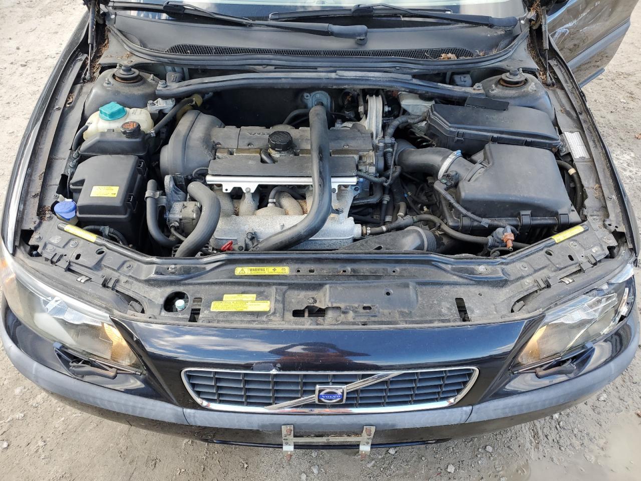 2004 VOLVO S60