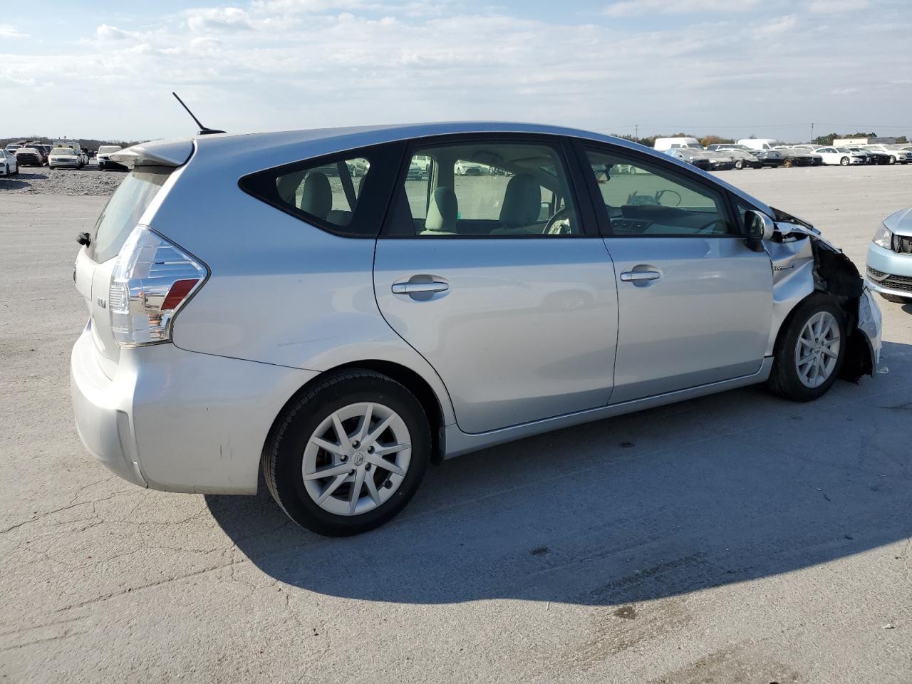 2013 TOYOTA PRIUS