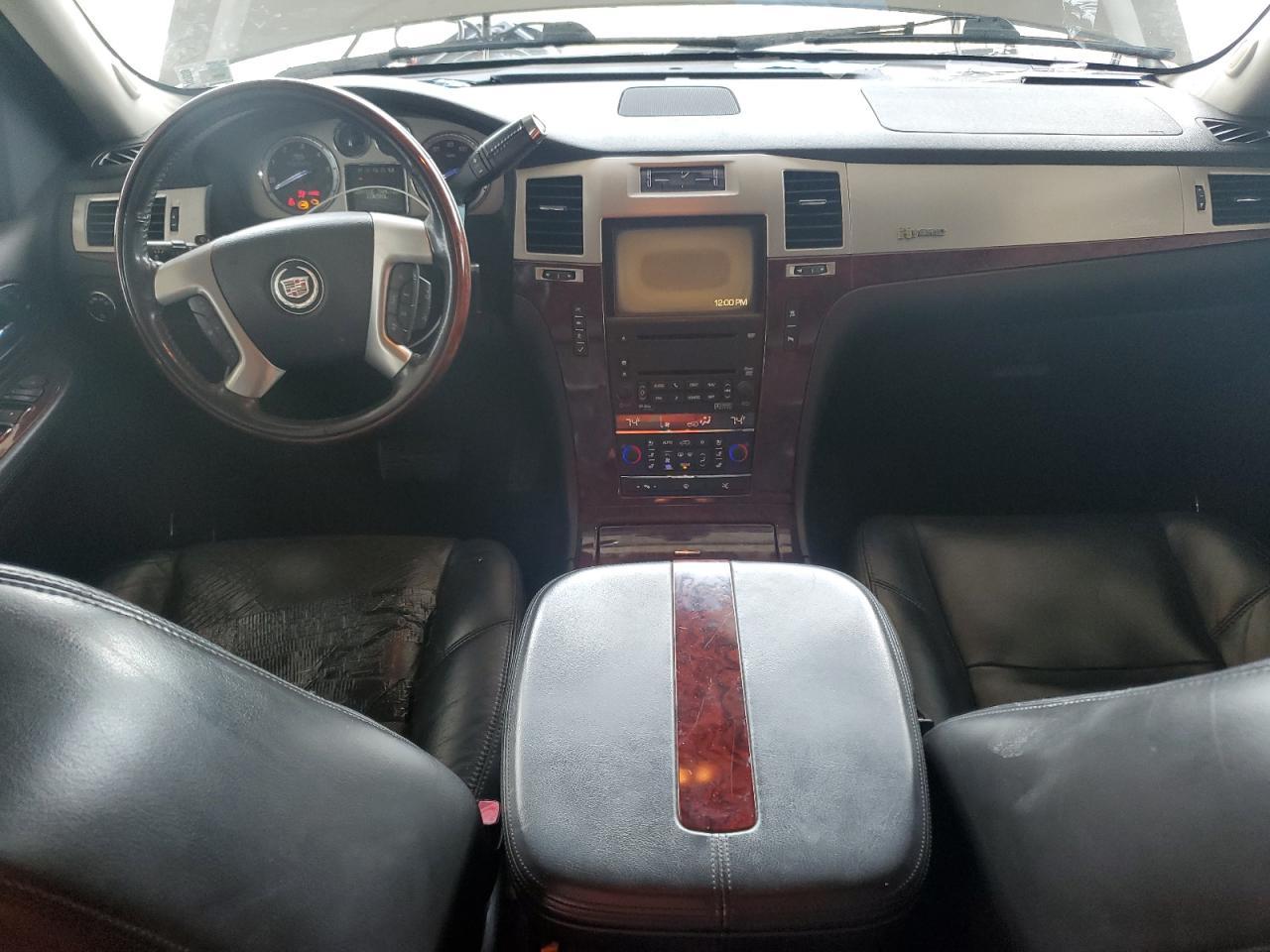 2009 CADILLAC ESCALADE