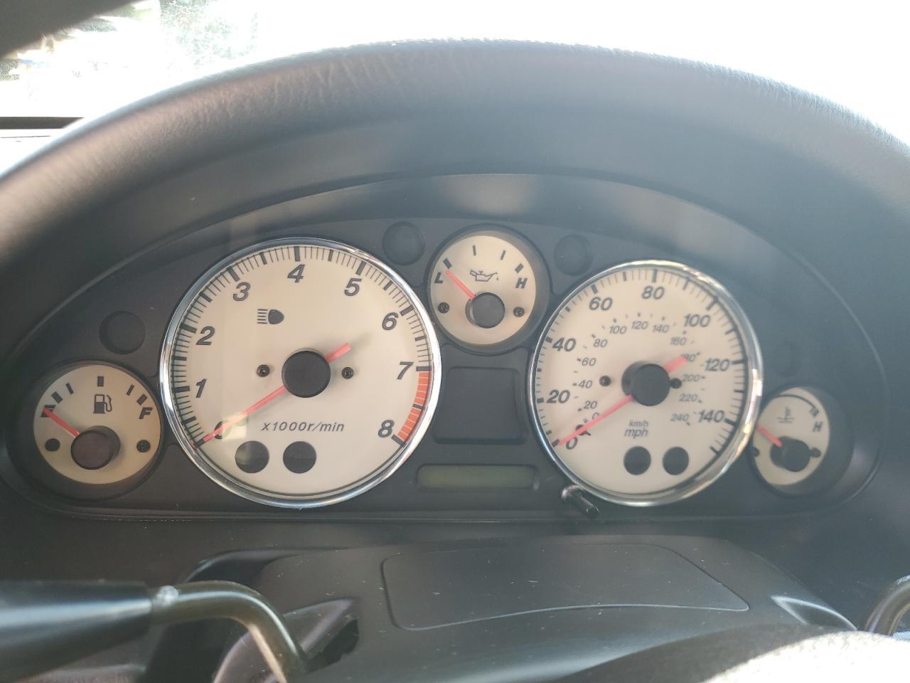 2002 MAZDA MX-5 Miata