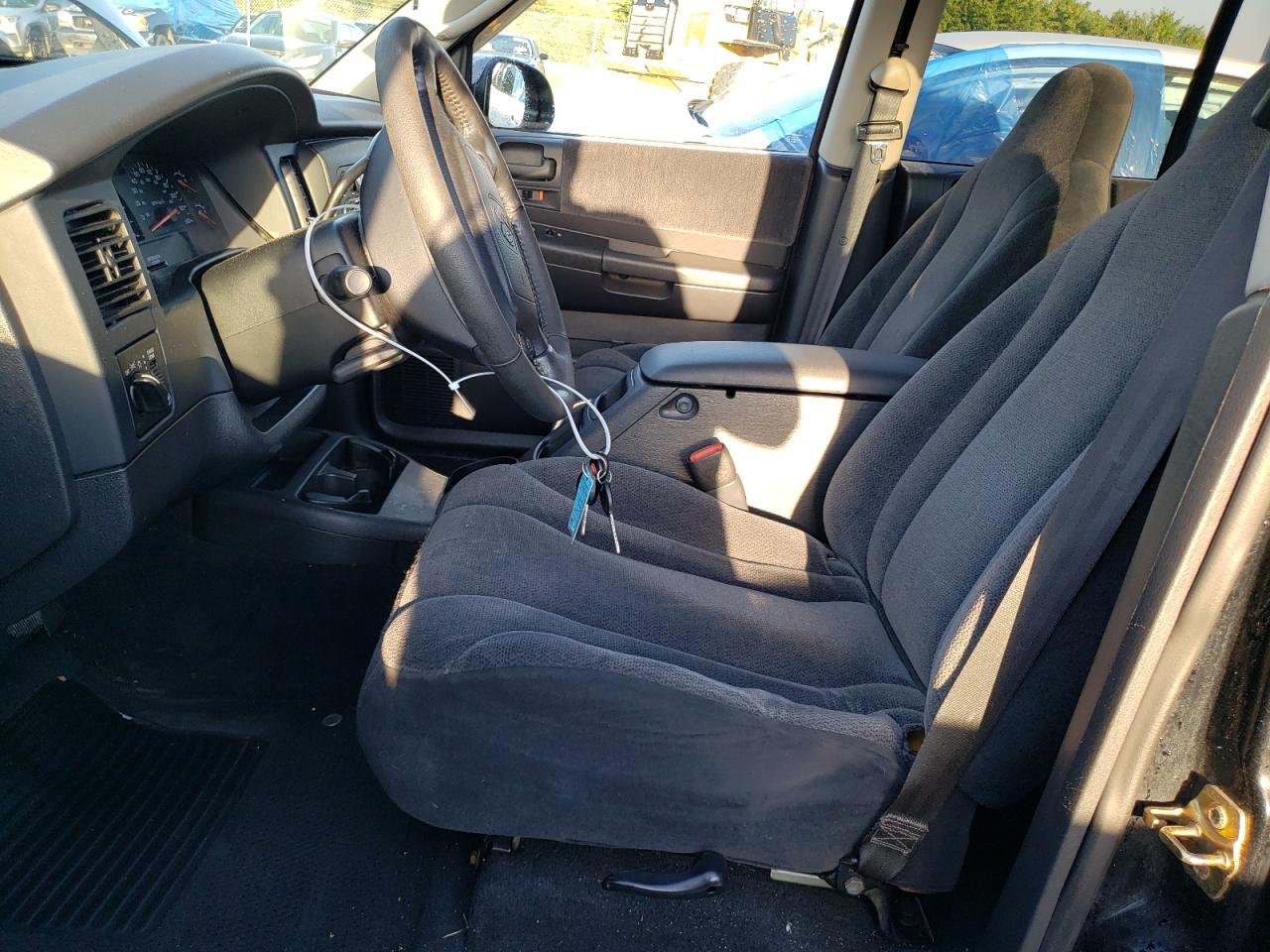2004 DODGE Dakota