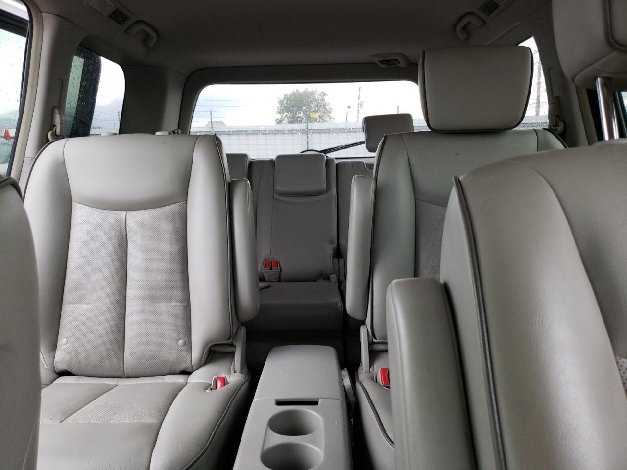 2015 NISSAN Quest