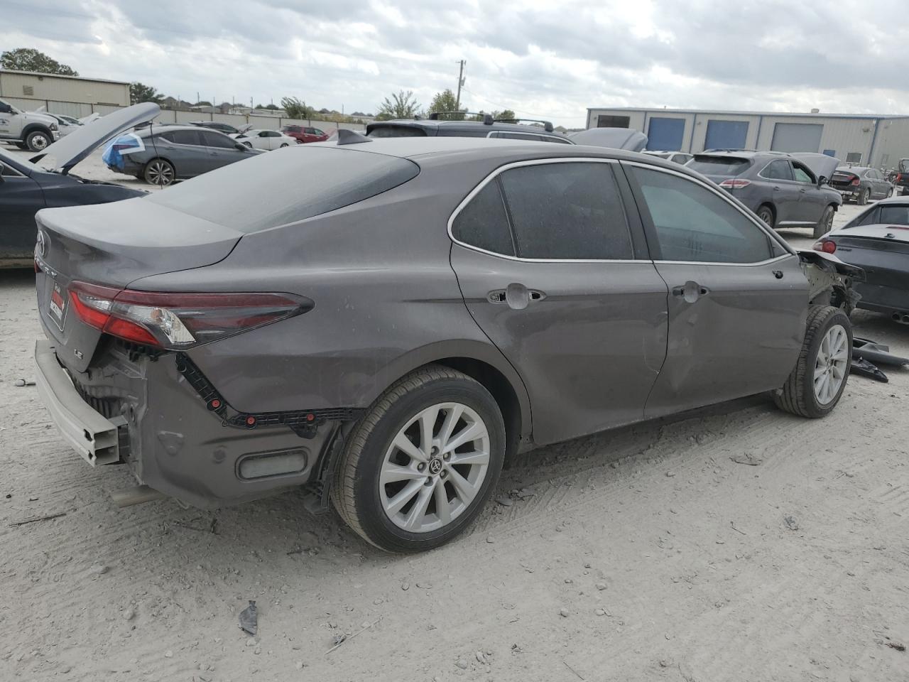 2022 TOYOTA CAMRY