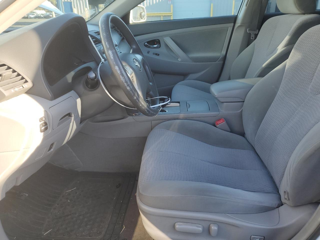 2011 TOYOTA CAMRY