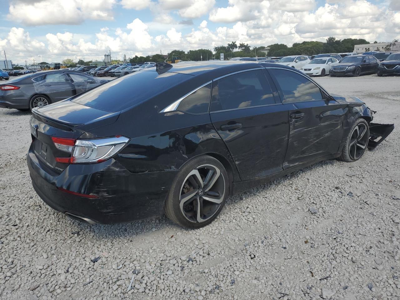 2019 HONDA ACCORD