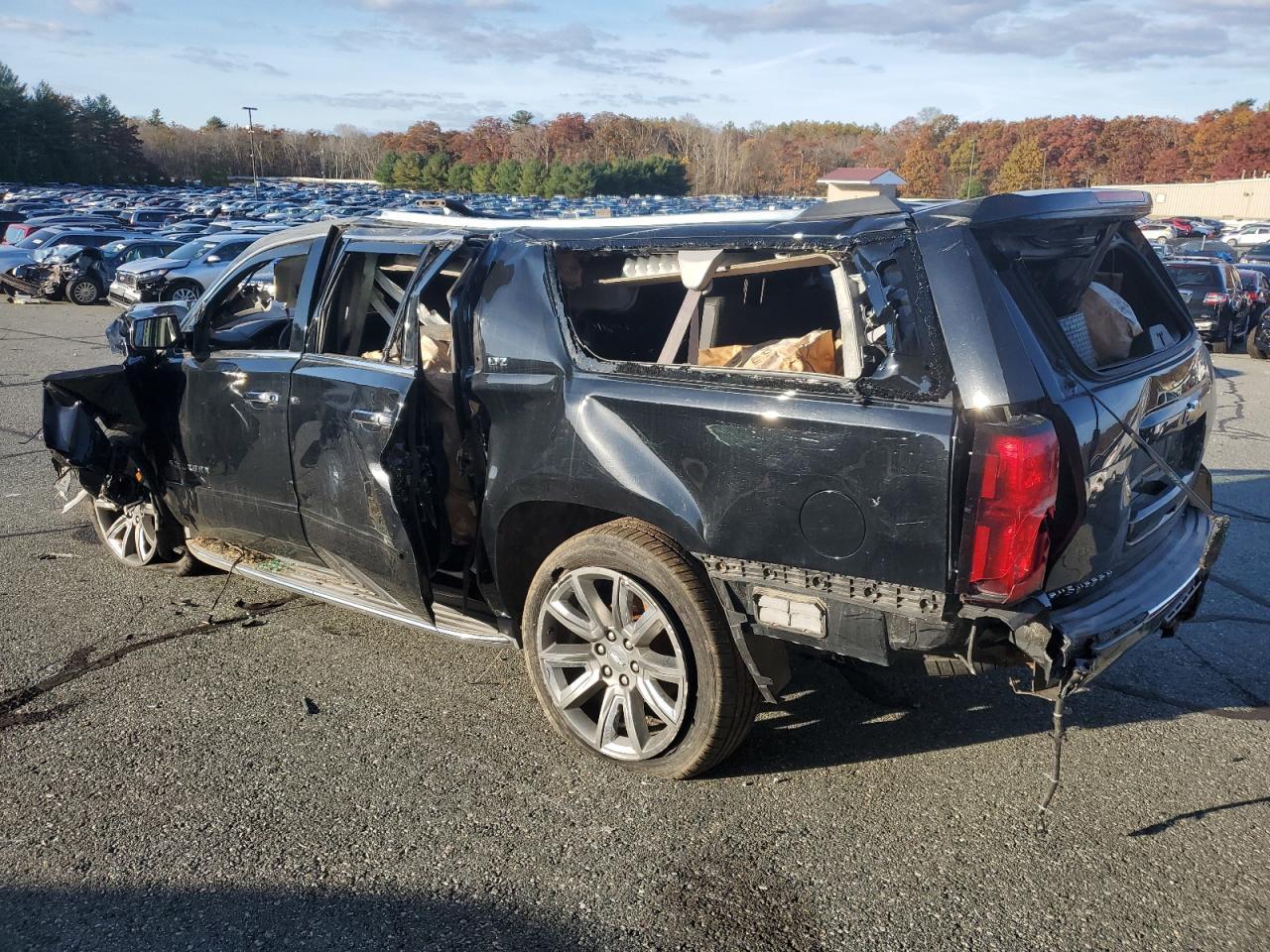 2015 CHEVROLET Suburban
