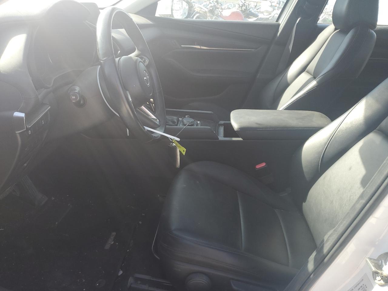 2019 MAZDA 3