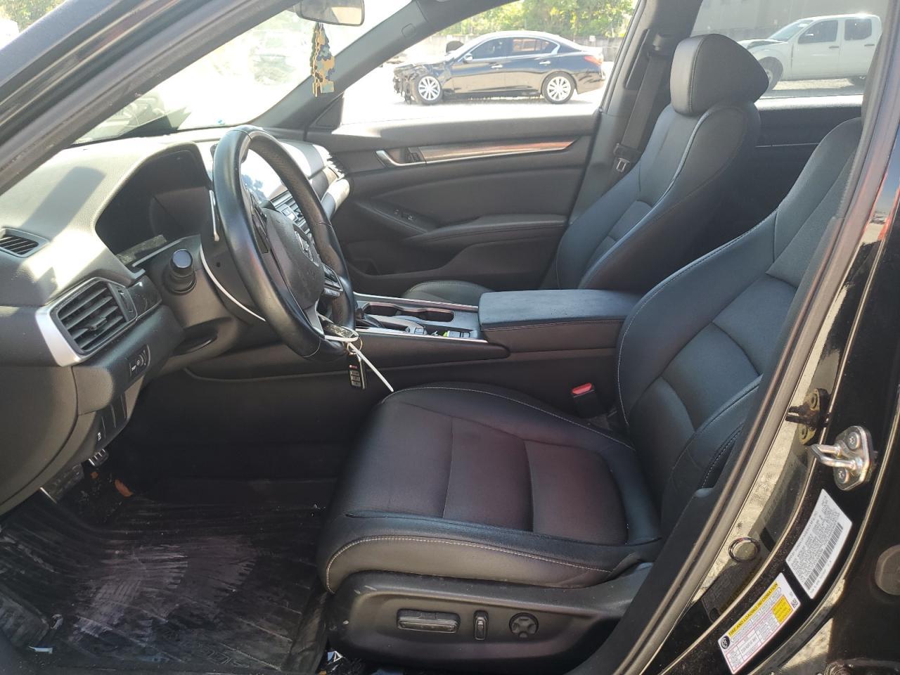 2019 HONDA ACCORD