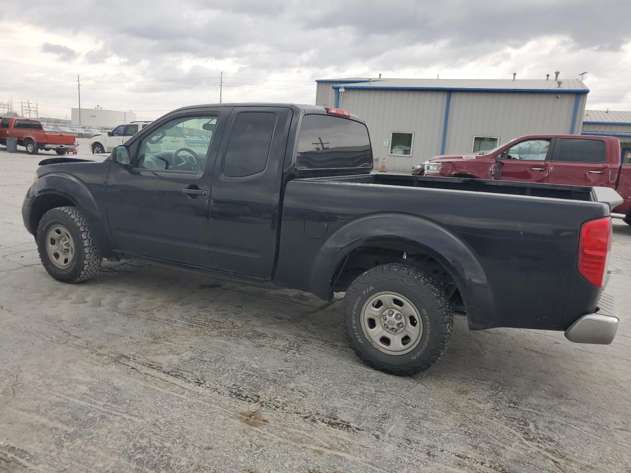 2016 NISSAN Frontier