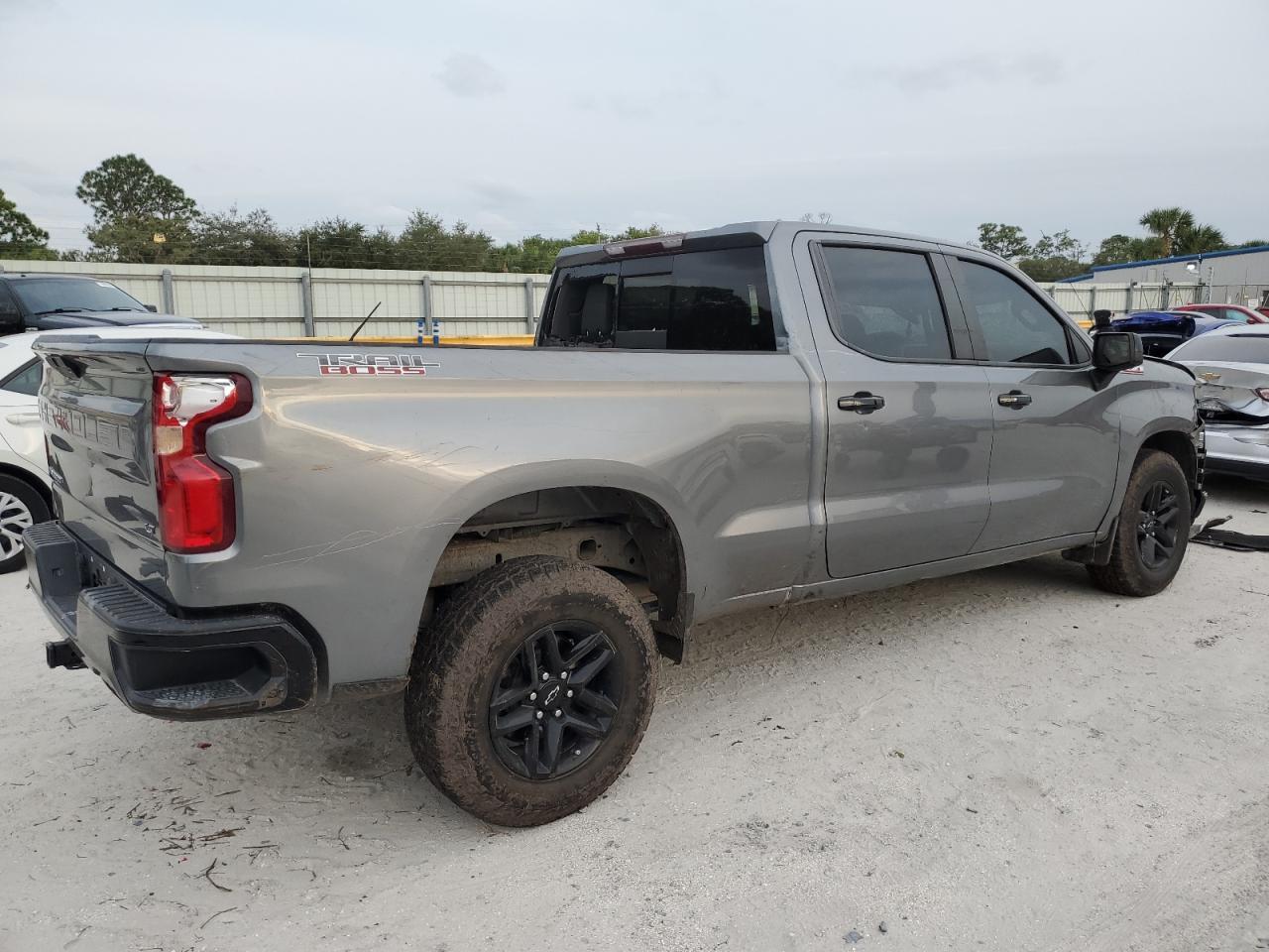2021 CHEVROLET Silverado