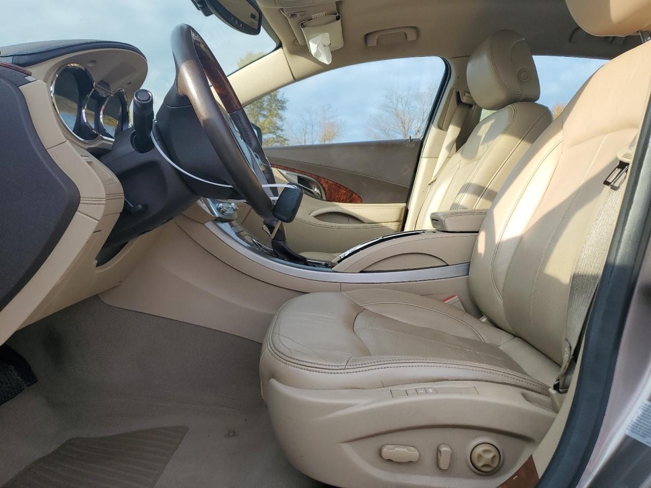 2010 BUICK LACROSSE