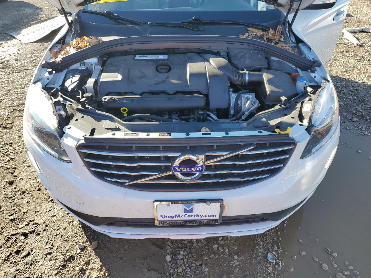 2015 VOLVO XC60
