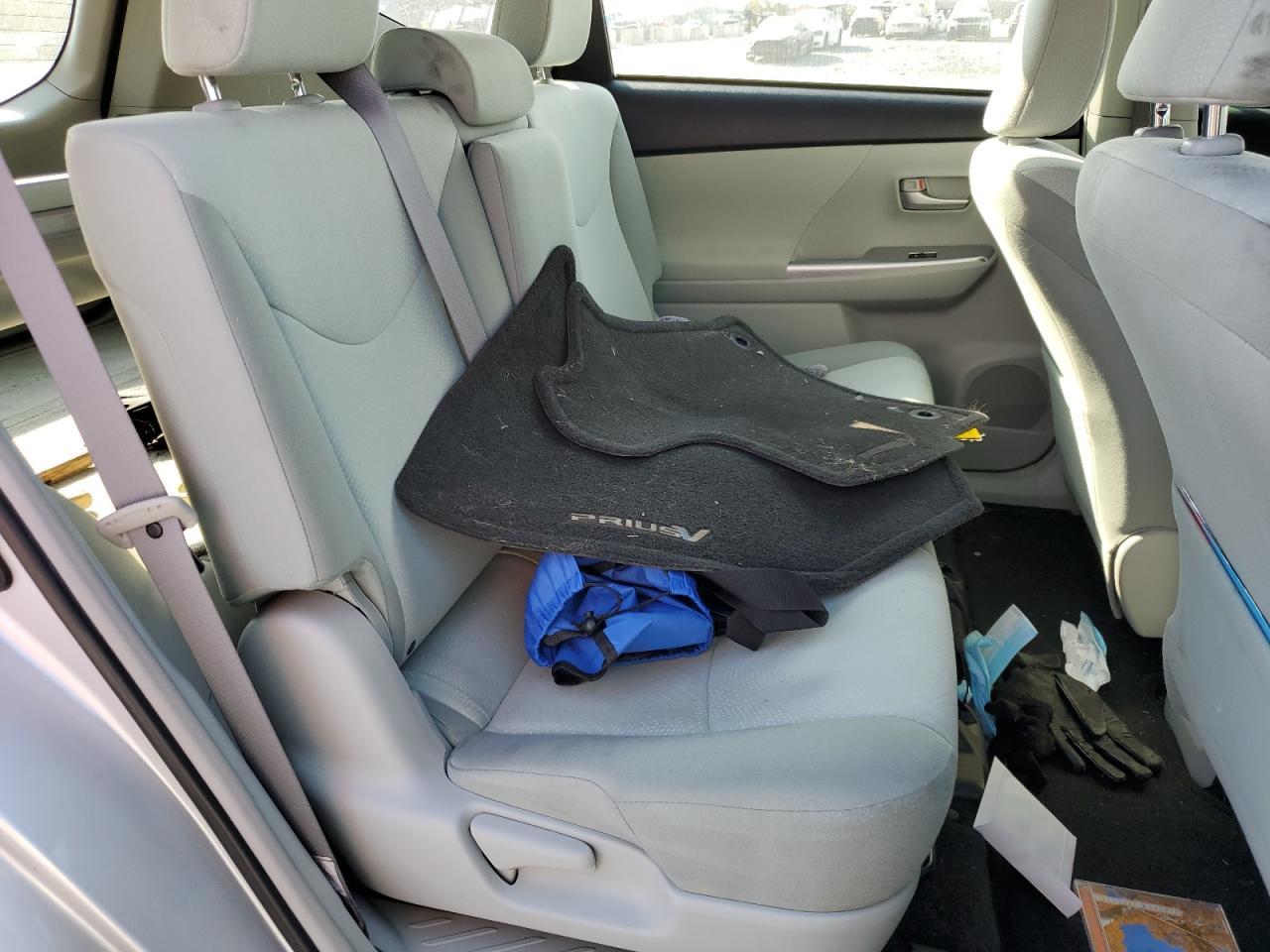 2013 TOYOTA PRIUS
