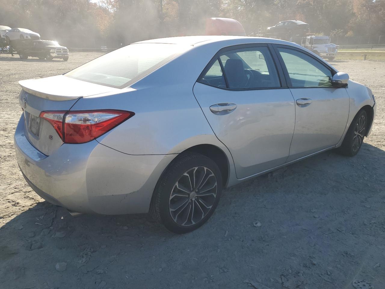 2016 TOYOTA COROLLA