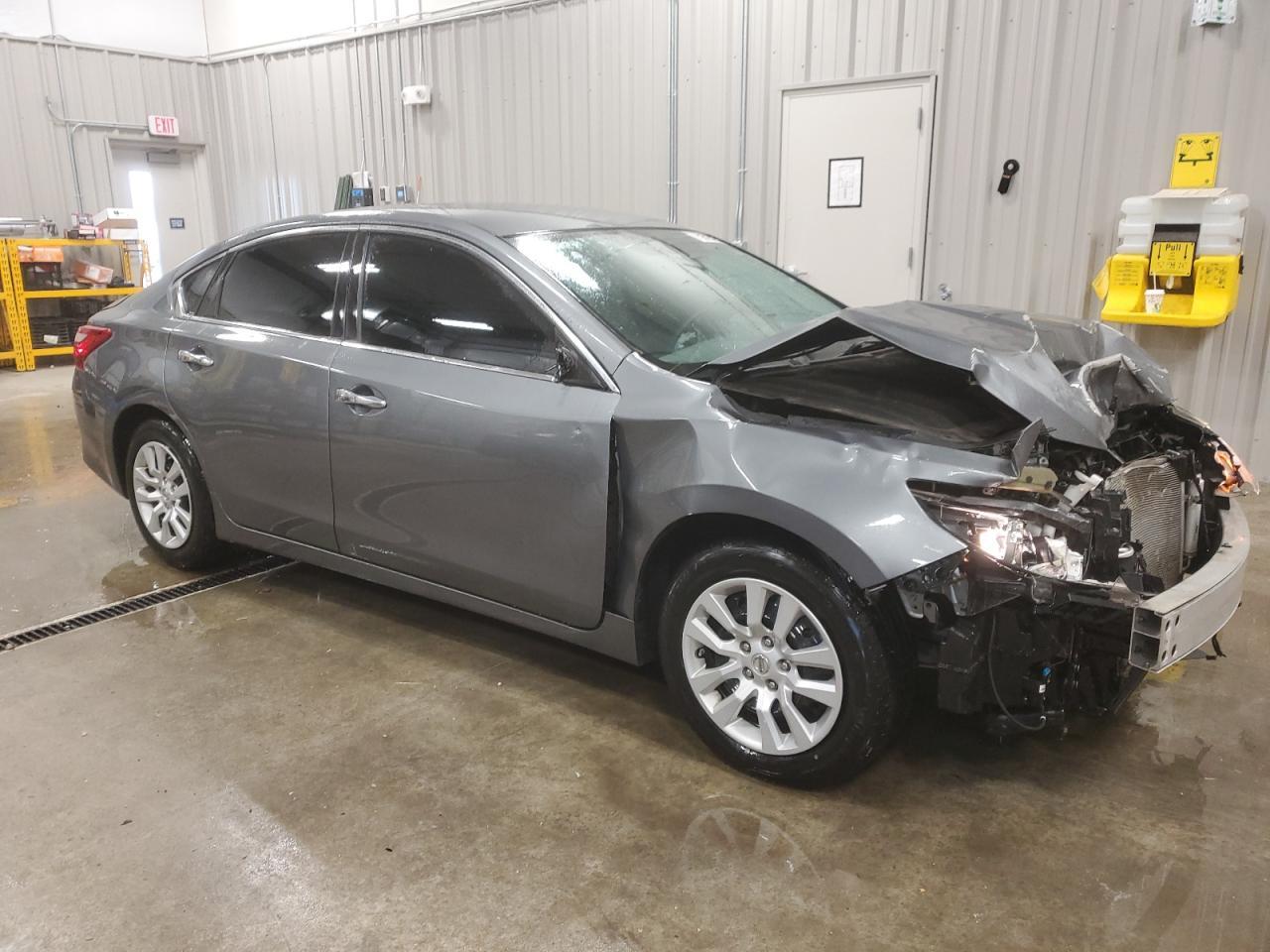 2017 NISSAN ALTIMA