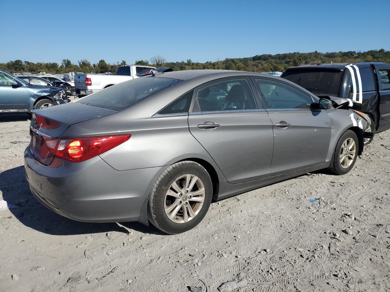 2013 HYUNDAI SONATA