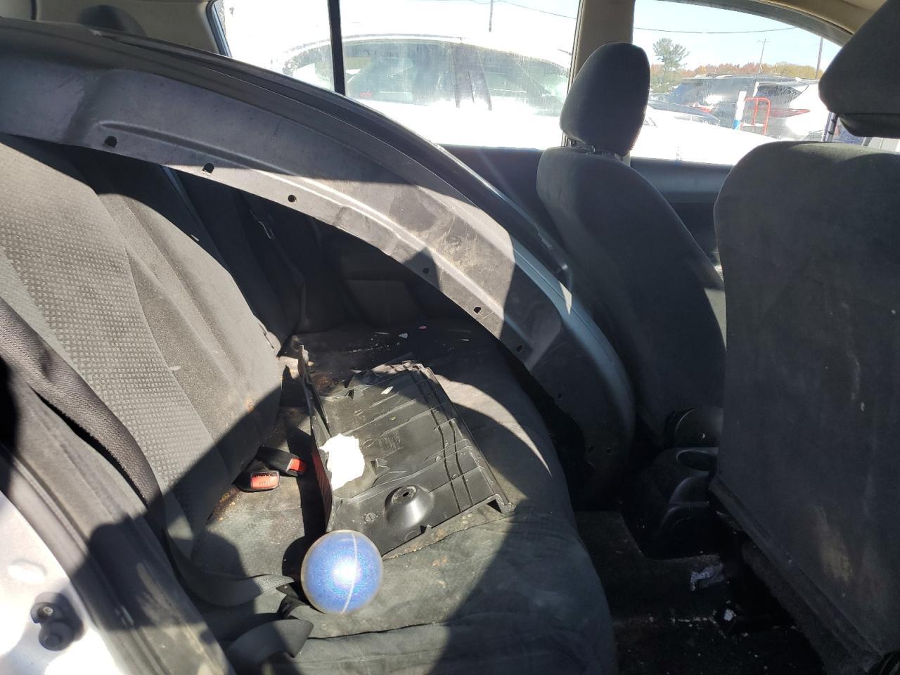 2011 NISSAN VERSA