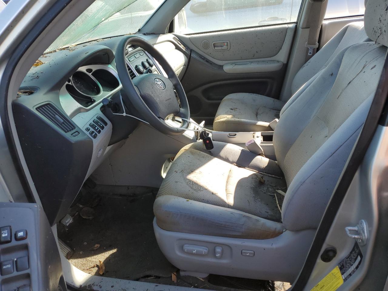 2005 TOYOTA HIGHLANDER