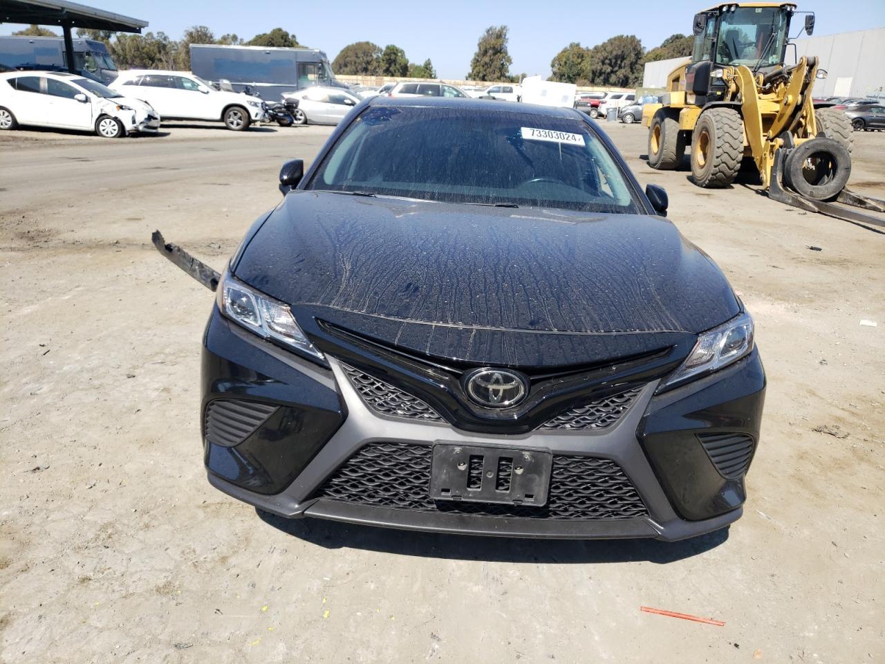2018 TOYOTA CAMRY