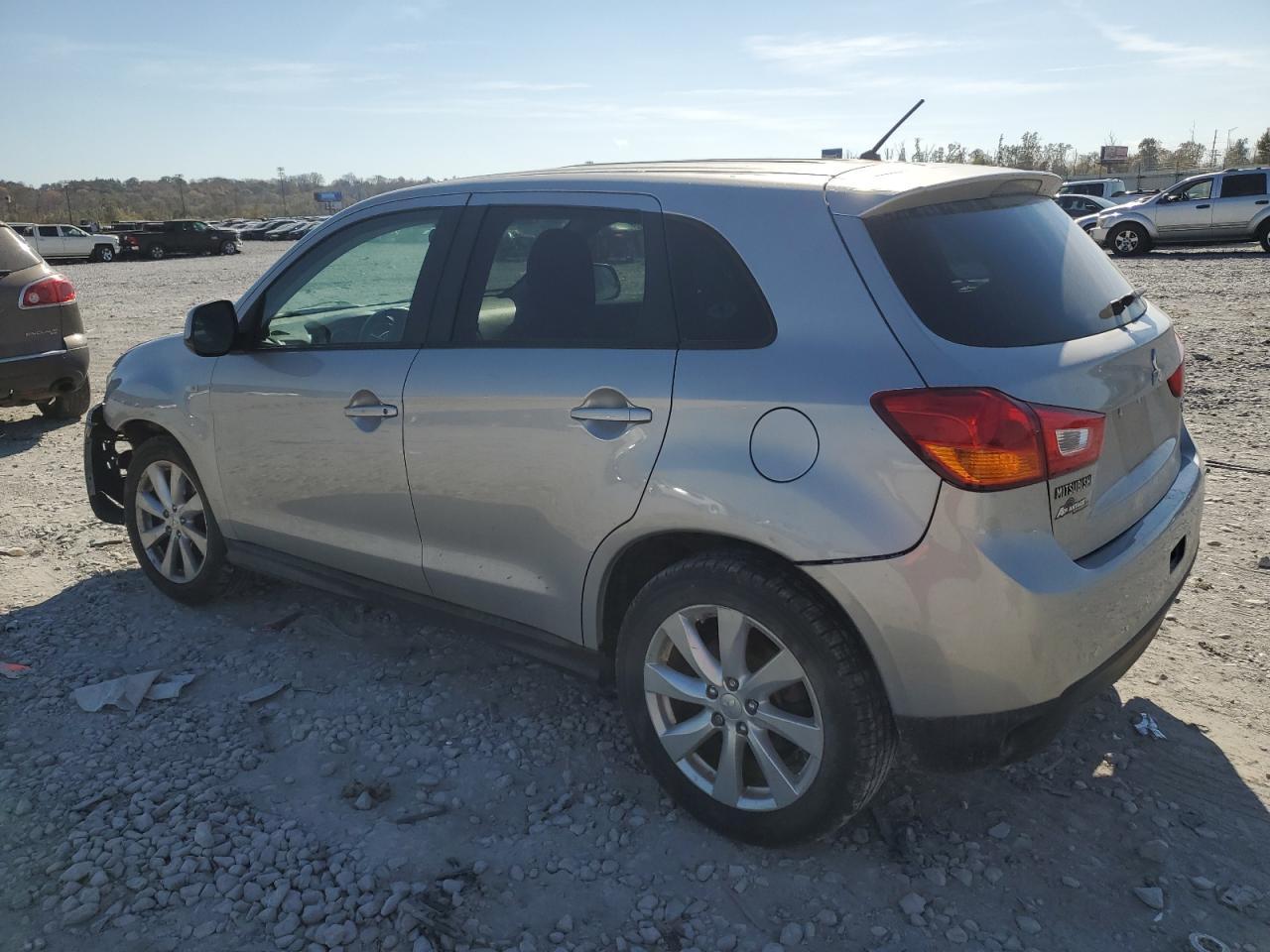 2014 MITSUBISHI outlander