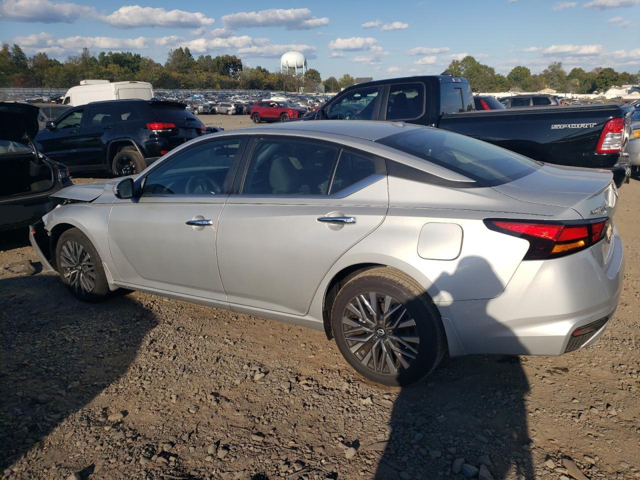2024 NISSAN ALTIMA