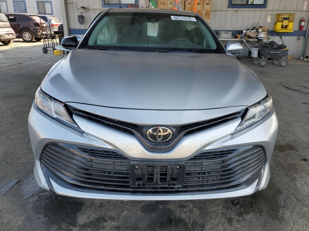 2018 TOYOTA CAMRY